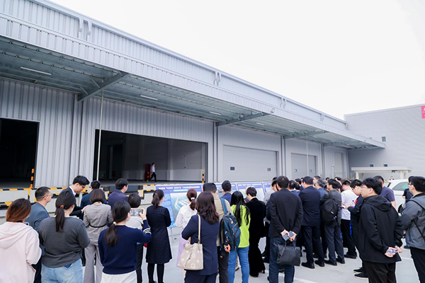 平谷區(qū)“平急兩用”城郊大倉基地參觀考察.png