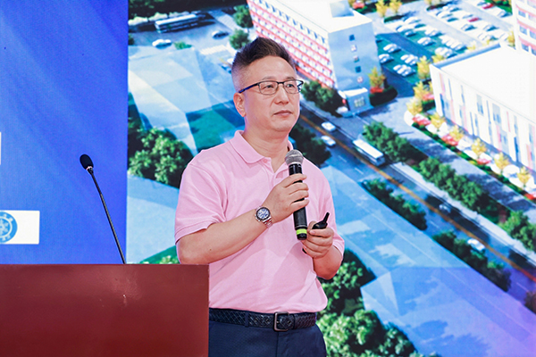 沈志東(長三角城郊大倉基地聚合供應(yīng)鏈大會暨全域營銷論壇).jpg